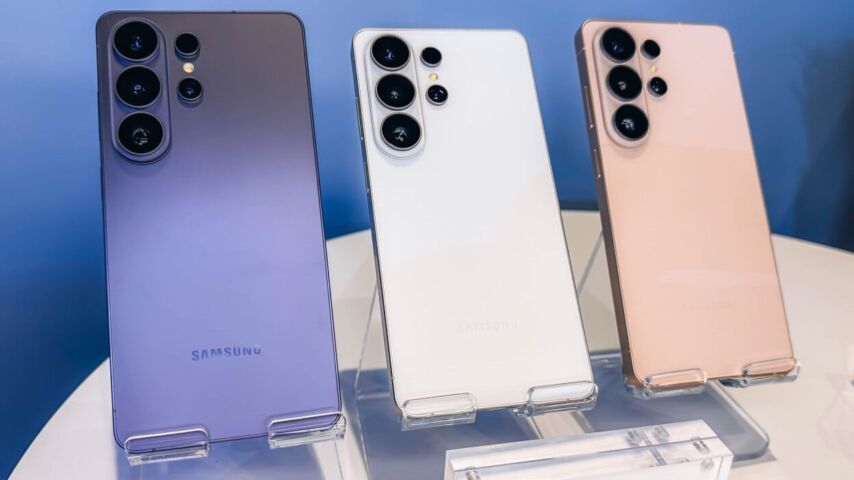 Is the Samsung Galaxy S26 Ultra Still Worth Buying in 2026, or Should You Wait for the Next Big Thing?